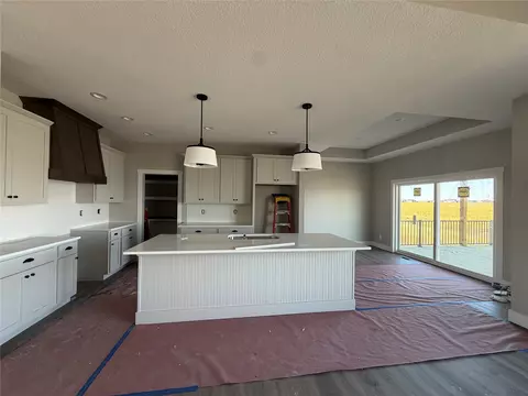 723 SW 15th St, Grimes, IA 50111