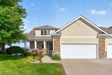 1980 Copper Wynd Ct, Pleasant Hill, IA 50327