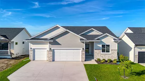 1161 SW 18th Ct, Grimes, IA 50111