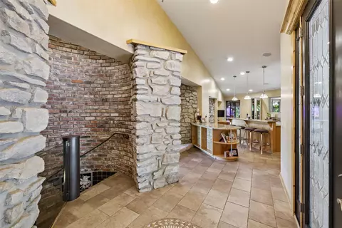 Entry Way - 33875 L Ave, Adel, IA 50003 photo 1 of 3