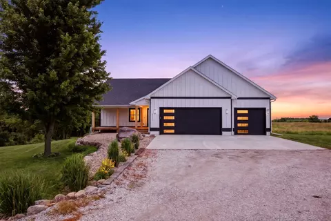 32411 560th Ave, Huxley, IA 50124