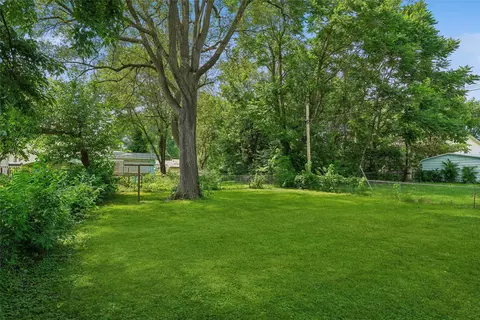 1508 E 30th St, Des Moines, IA 50317