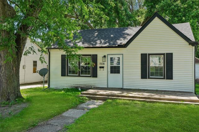 1508 E 30th St, Des Moines, IA 50317