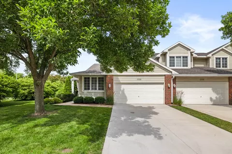 2801 Ep True Pkwy #1006, West Des Moines, IA 50265