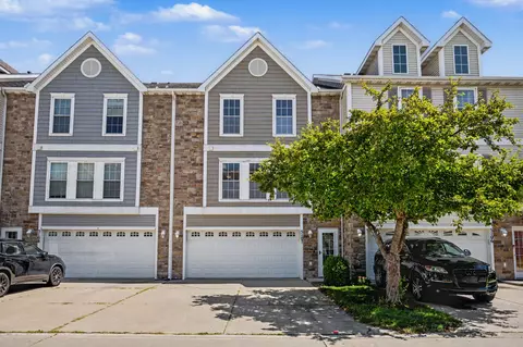 8302 Westown Pkwy #5107, West Des Moines, IA 50266