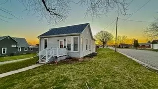 1012 SE 1st St, Marshalltown, IA 50158