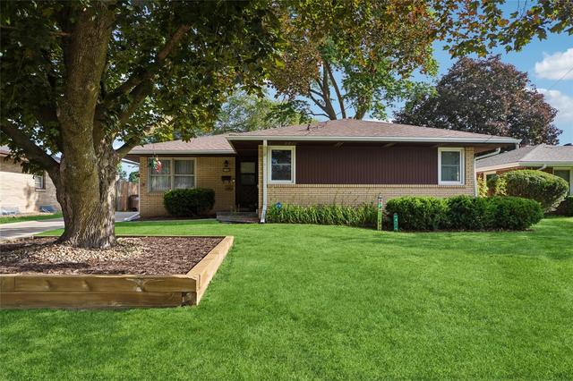1705 Hillside St, West Des Moines, IA 50265