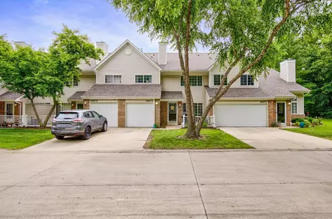 2265 Grand Ave #4, West Des Moines, IA 50265