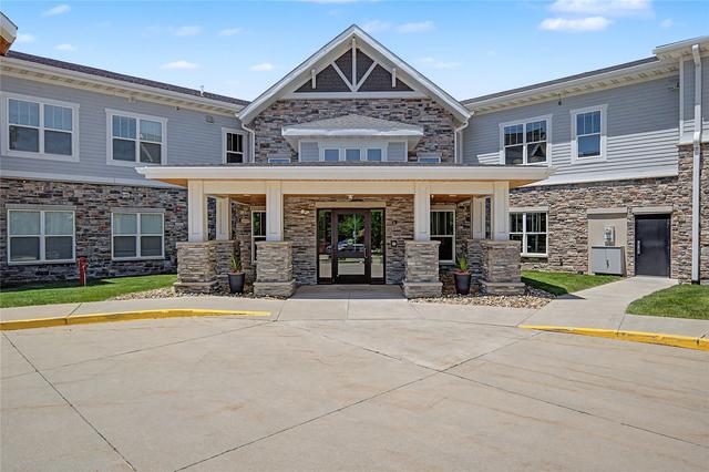 1427 34th Ave SW #213, Altoona, IA 50009