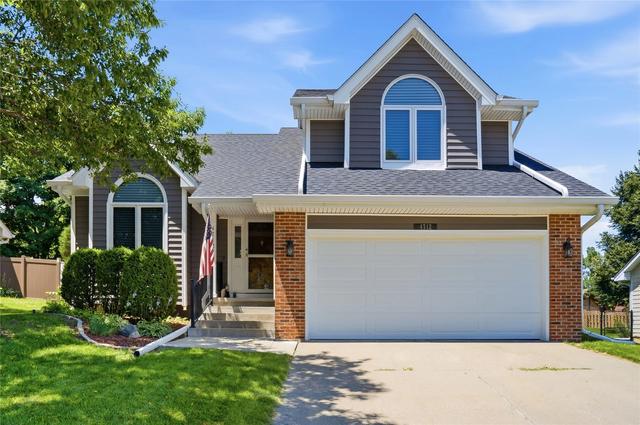 4712 67th St, Urbandale, IA 50322