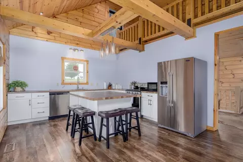 Kitchen - 7557 43rd Ave, Prole, IA 50229 photo 2 of 5
