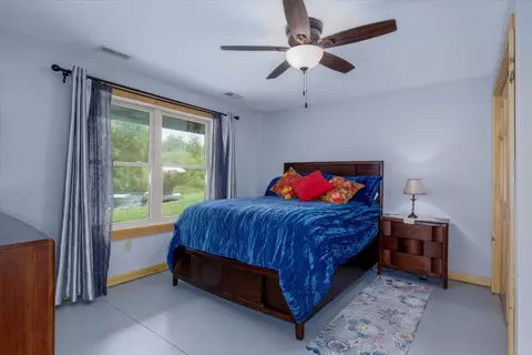 Bedroom - 7557 43rd Ave, Prole, IA 50229 photo 2 of 2