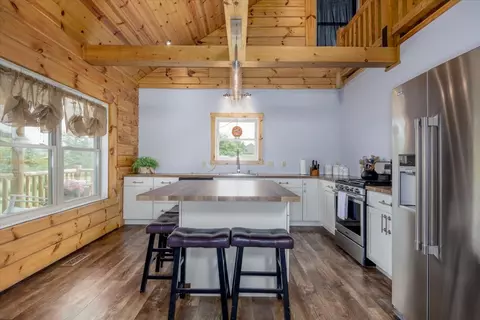 Kitchen - 7557 43rd Ave, Prole, IA 50229 photo 1 of 5