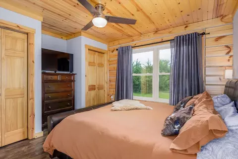 Bedroom - 7557 43rd Ave, Prole, IA 50229 photo 1 of 2