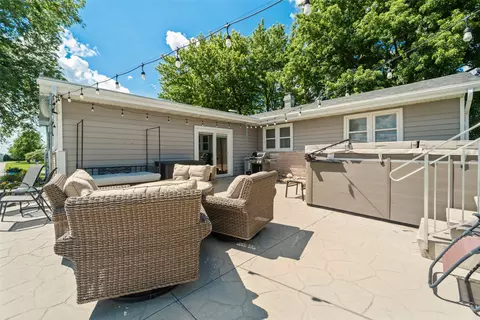 Exterior - 16072 530th Ave, Gilbert, IA 50105 photo 2 of 9
