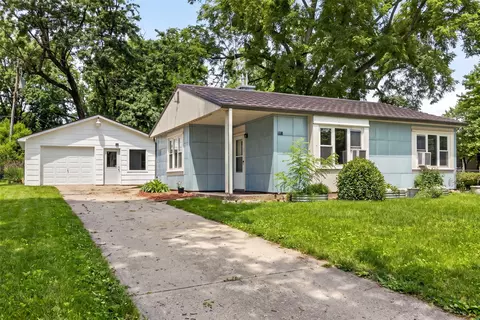 903 Elm Ave, Norwalk, IA 50211