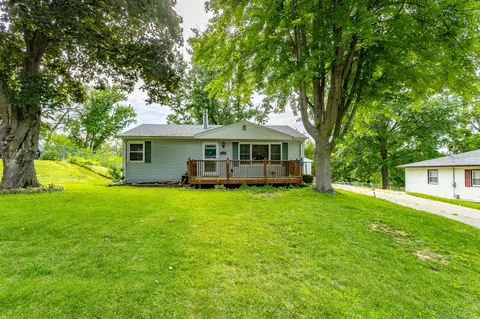 7610 SW 9th Pl, Des Moines, IA 50315