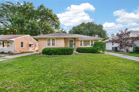 2818 48th Pl, Des Moines, IA 50310