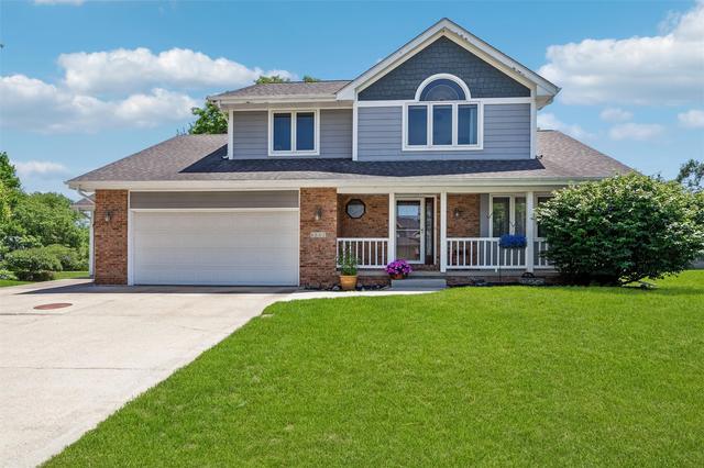 8002 Goodman Dr, Urbandale, IA 50322