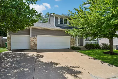 5405 Jordan Blvd, Pleasant Hill, IA 50327