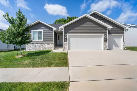 6646 NE 9th Ct, Des Moines, IA 50313