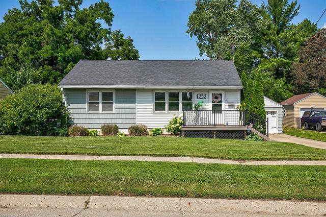 1232 60th St, Des Moines, IA 50311