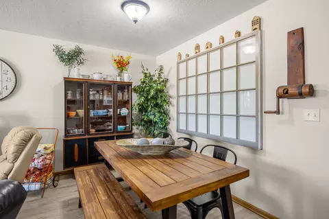 Dining - 106 E Walnut St, Roland, IA 50236 photo 2 of 2