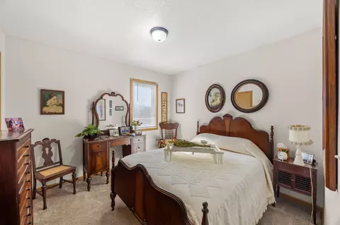 Bedroom - 106 E Walnut St, Roland, IA 50236 photo 1 of 4