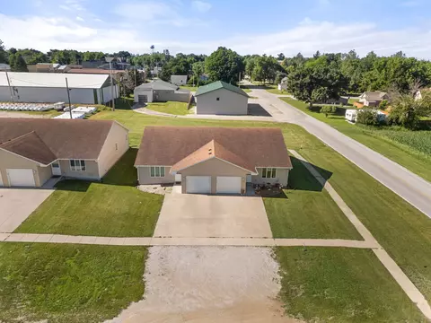 View/Area - 106 E Walnut St, Roland, IA 50236 photo 3 of 7