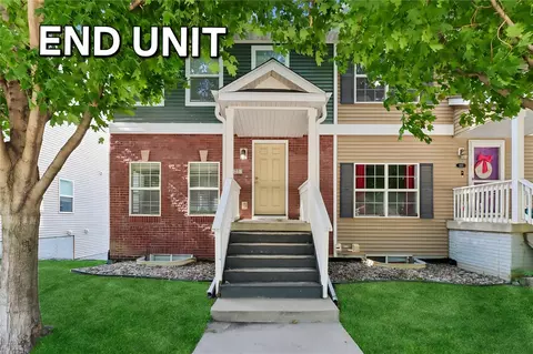 225 SE Booth Ave, Waukee, IA 50263