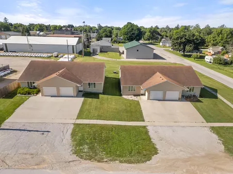 View/Area - 102 E Walnut St, Roland, IA 50236 photo 2 of 7