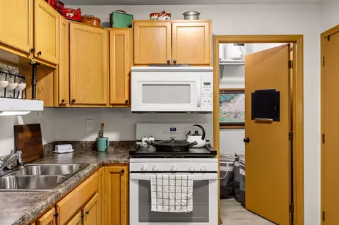 Kitchen - 102 E Walnut St, Roland, IA 50236 photo 1 of 3