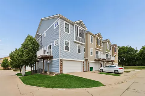 4833 NE Mcdougal Ln, Ankeny, IA 50021