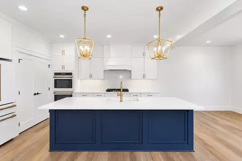 695 Morning Star Ct, Waukee, IA 50263