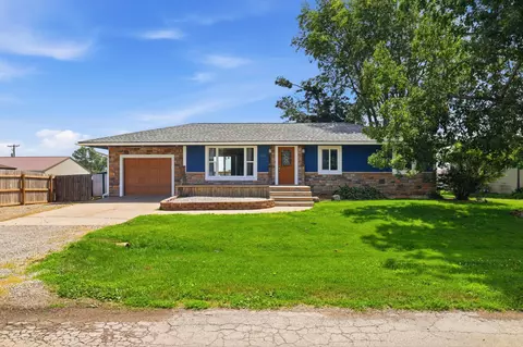303 N Neely St, Prairie City, IA 50228