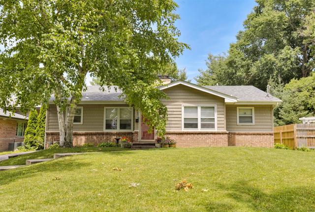 6409 6411 Forest Ct, Windsor Heights, IA 50324
