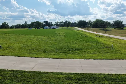 lot2 152nd Ln, Carlisle, IA 50047