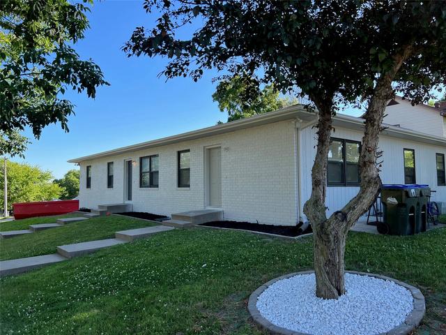 415 Mormon Trek Blvd, Iowa City, IA 52246