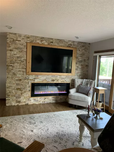 5055 Karen Dr #212, Panora, IA 50216