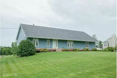 6775 Fillmore St, Indianola, IA 50125
