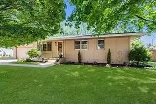 900 1st St, Waukee, IA 50263