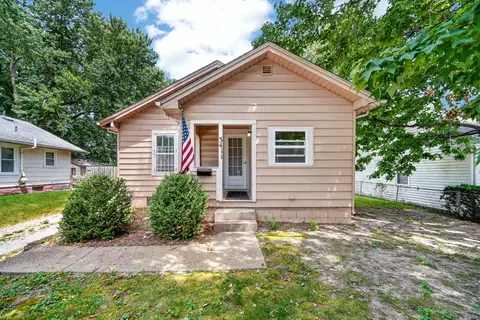 3411 Bowdoin St, Des Moines, IA 50313