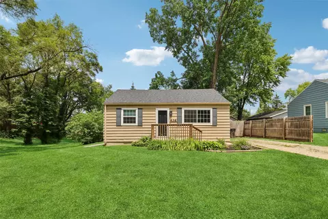 436 E Wall Ave, Des Moines, IA 50315