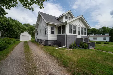 313 N 1st St, Ogden, IA 50212