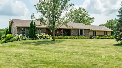 9431 SE 6th Ave, Runnells, IA 50237