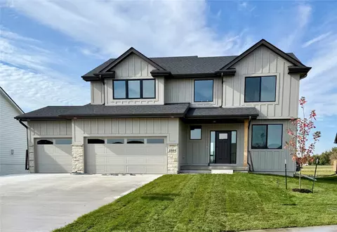 2904 NW Fairfield Ct, Ankeny, IA 50023