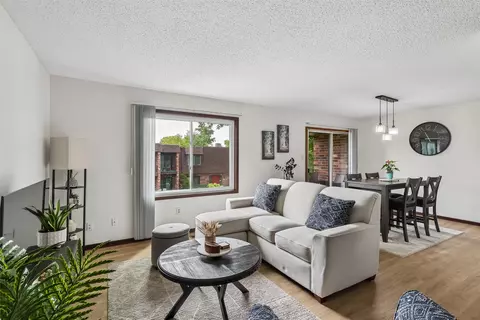 4709 Woodland Ave #7, West Des Moines, IA 50266