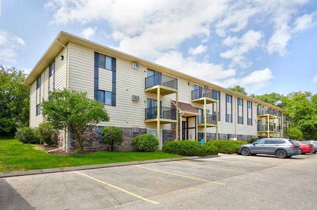 1831 Fuller Rd #20, West Des Moines, IA 50265