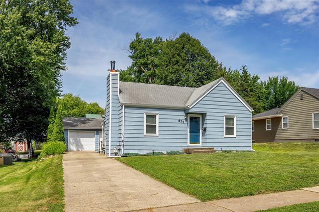 624 11th St, West Des Moines, IA 50265