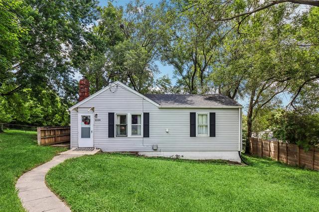 2539 Grandview Ave, Des Moines, IA 50317